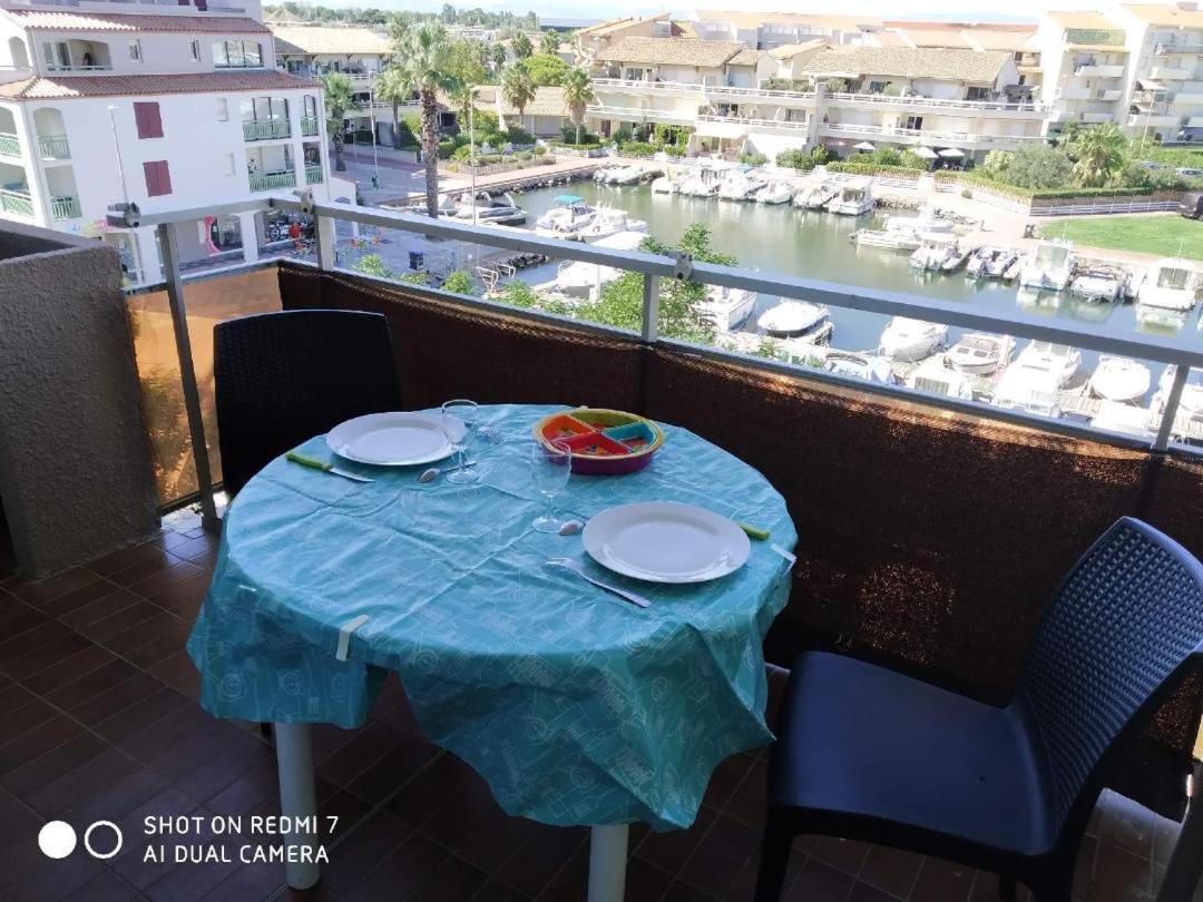 Appartement T2 Vue Mer Et Port,2 Balcons, Parking Prive Canet-en-Roussillon Exterior foto